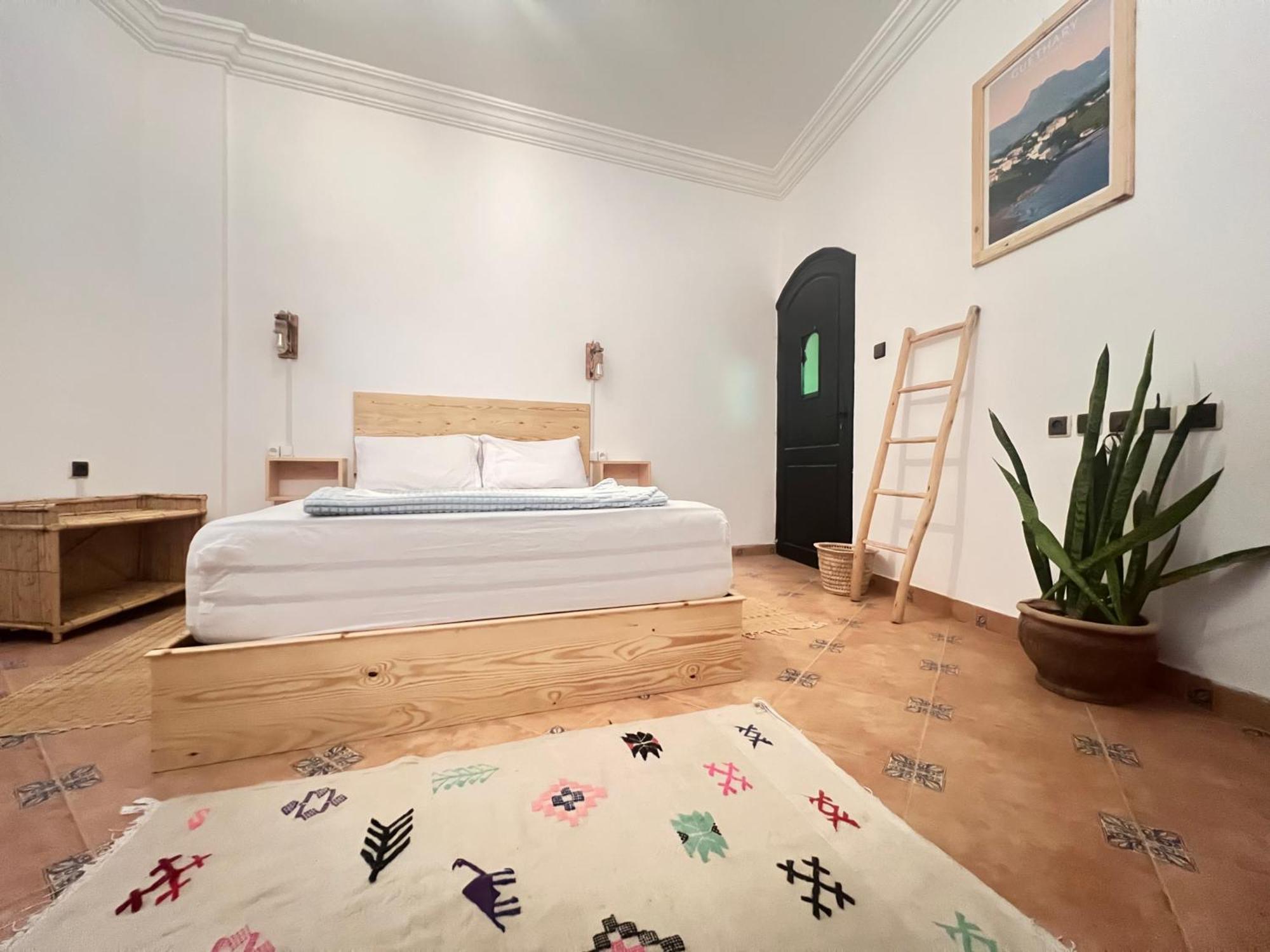 Хостел Arima Surf House Tamraght Экстерьер фото